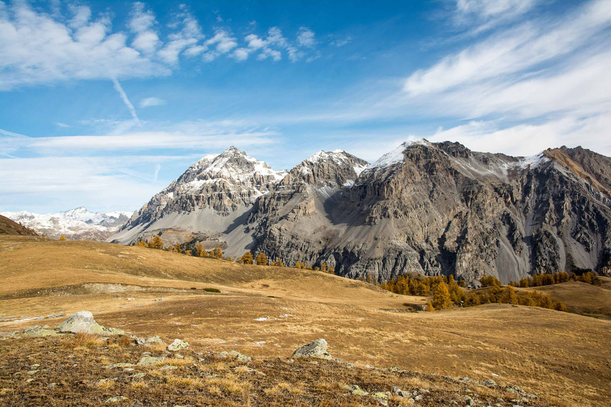 Cima Bernauda, poi il Gruppo dei Re Magi… Badassarre, Melchiorre e Gasparre e, ancora più a destra, la Punta Quattro Sorelle